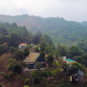 Misty Hideout Bed & Breakfast